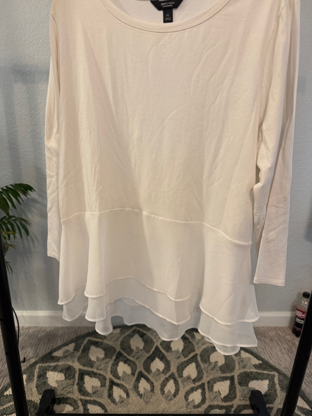 Vera Wang White Layered Chiffon-Hem Long Sleeve Tunic